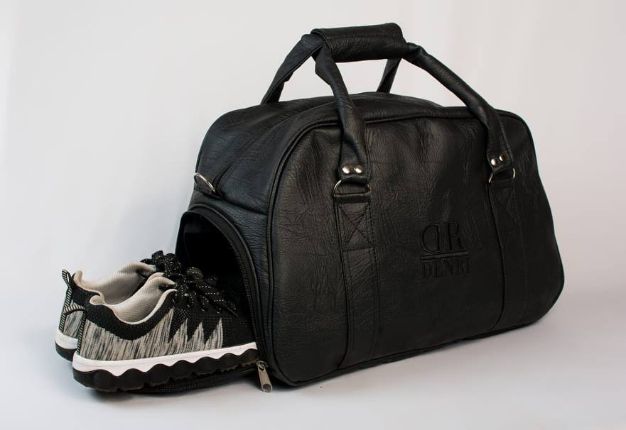 Denri Gym bag | Sport & Fitness Duffle | Gym, Training & Travel Use | Durable Material, Ventilated Pocket & Adjustable Strap | Lightweight & Functional