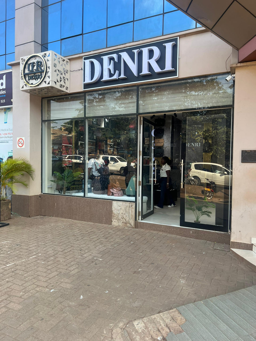 Kampala, Meet Your New Favorite Bag Brand – Denri Africa Has Arrived!