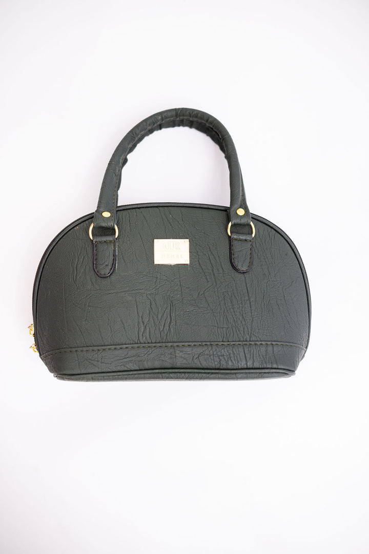 Denri Oval | Sleek Oval Handbag | Formal & Casual Carry | Lightweight, Firm Handle & 2 Internal Pockets | Chic Versatile Statement