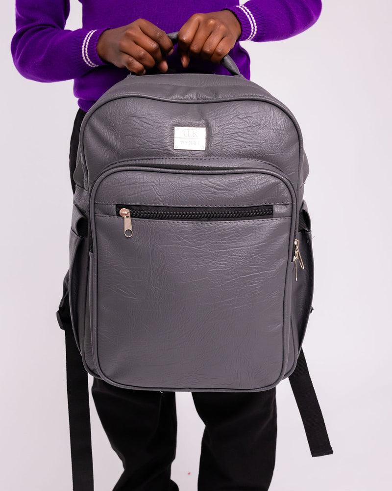 Denri Africa's gray Pioneer Backpack. Functional gray backpack, sturdy construction, ideal for students and travelers.