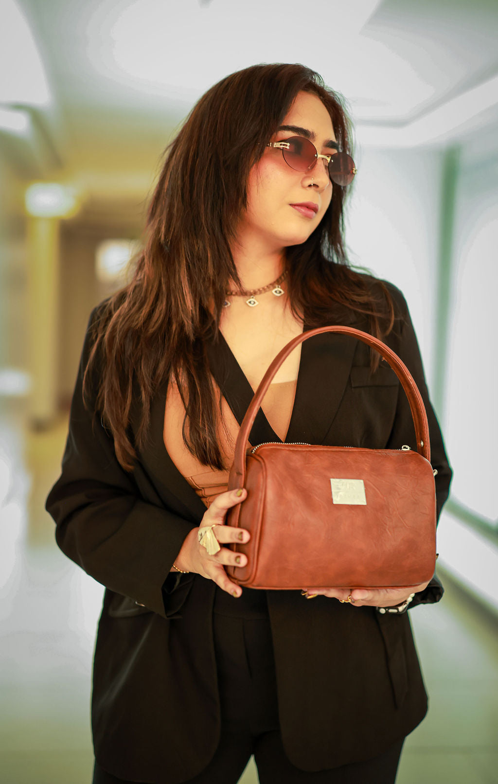 Denri Mandy | Compact Everyday Handbag | Daily Commute & Casual | Vegan Leather, 4 Interior Compartments, Adjustable Handle | Organized, Lightweight Chic