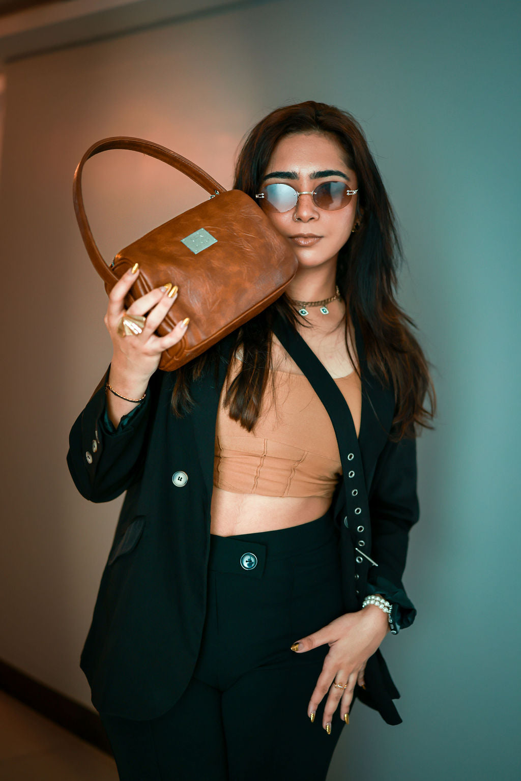 Denri Mandy | Compact Everyday Handbag | Daily Commute & Casual | Vegan Leather, 4 Interior Compartments, Adjustable Handle | Organized, Lightweight Chic
