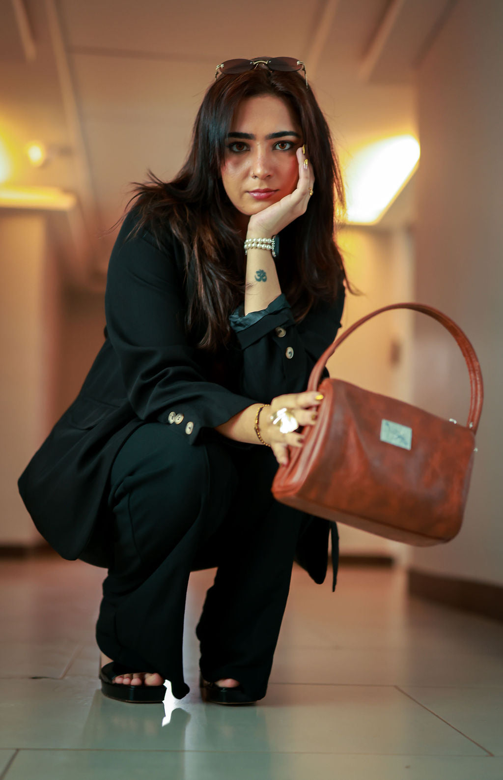 Denri Mandy | Compact Everyday Handbag | Daily Commute & Casual | Vegan Leather, 4 Interior Compartments, Adjustable Handle | Organized, Lightweight Chic