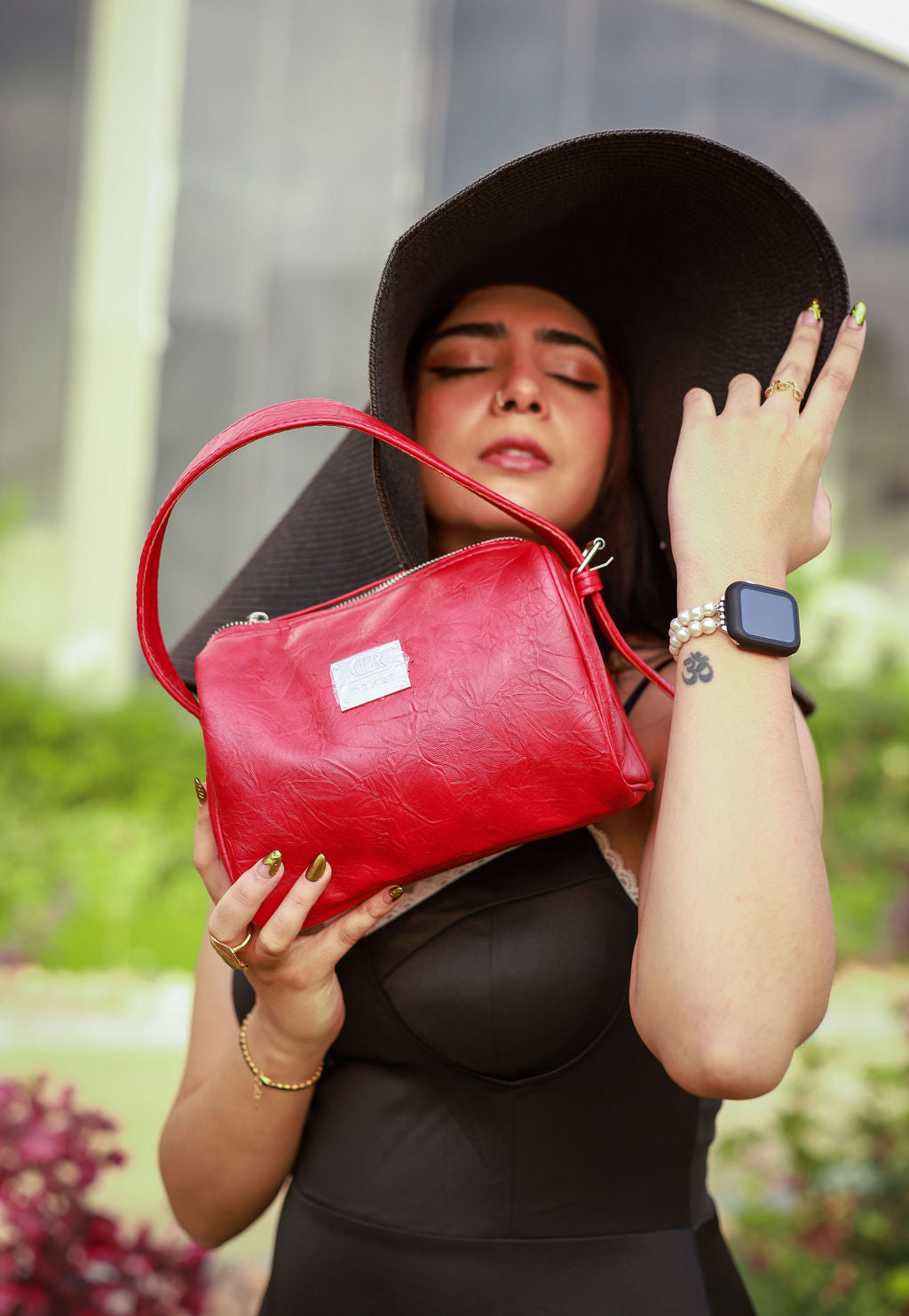 Denri Mandy | Compact Everyday Handbag | Daily Commute & Casual | Vegan Leather, 4 Interior Compartments, Adjustable Handle | Organized, Lightweight Chic