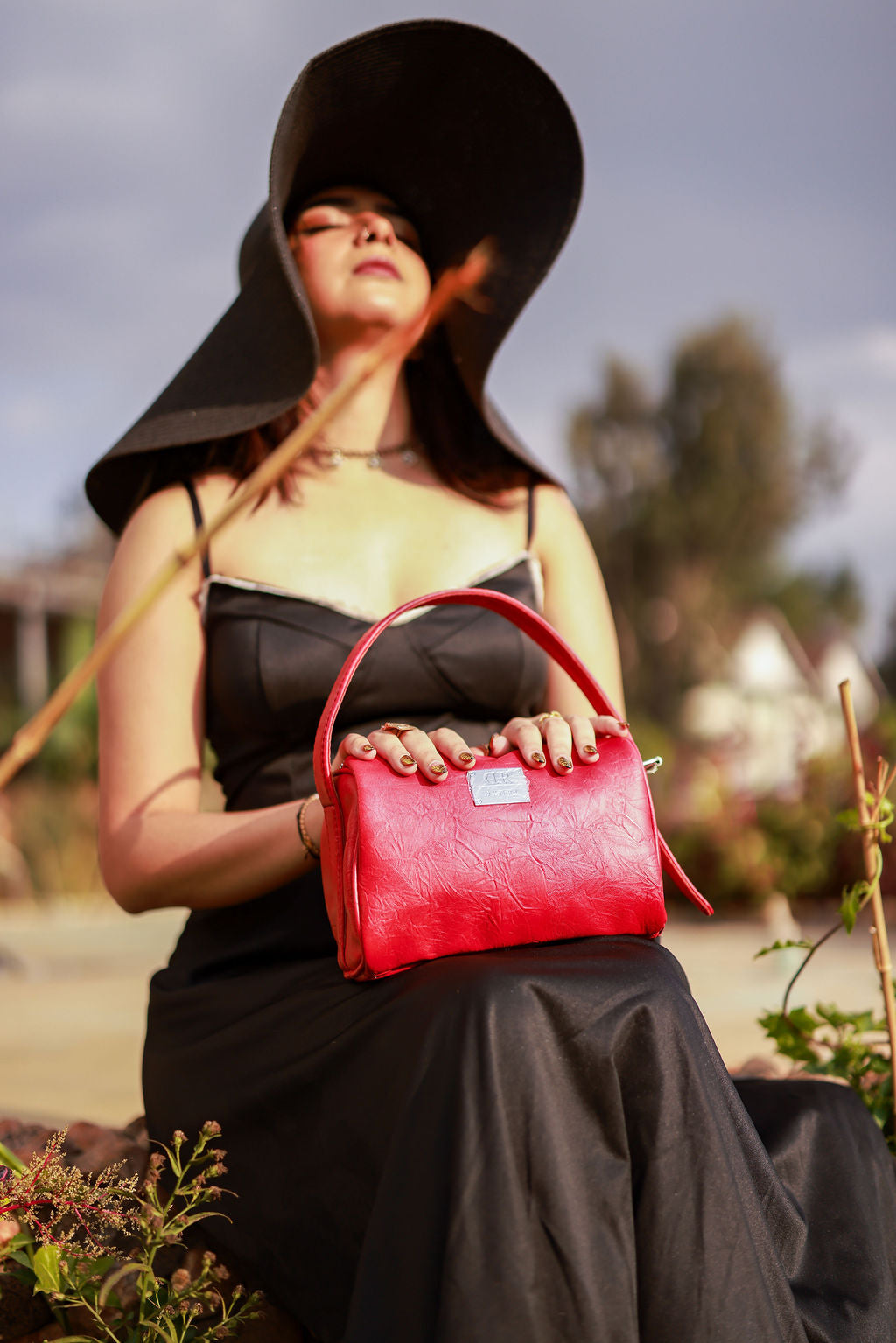 Denri Mandy | Compact Everyday Handbag | Daily Commute & Casual | Vegan Leather, 4 Interior Compartments, Adjustable Handle | Organized, Lightweight Chic