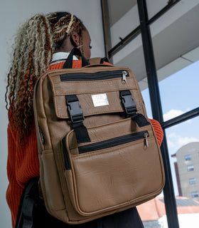 Denri Spark Backpack – High-Capacity School Backpack for Kids & Teens with 14-Inch Laptop Compartment