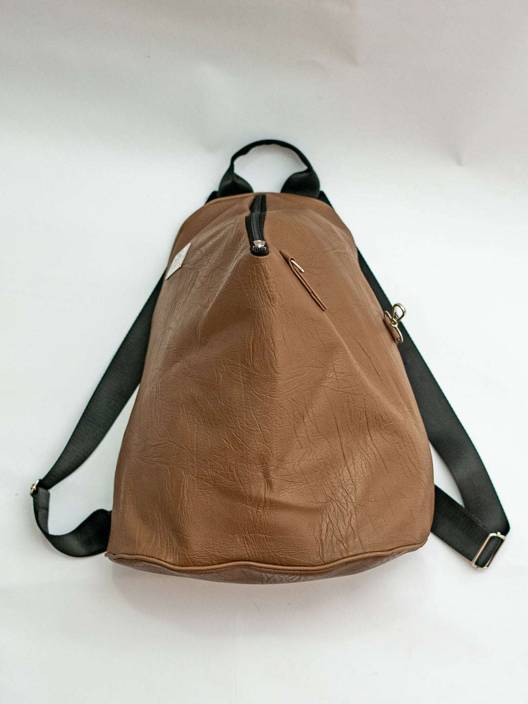 Denri Splash Backpack | Waterproof Backpack | Pool, School & Commuter Use | Durable Water-Resistant Build, Padded Sleeve & Anti-Theft Zipper | Bold, Kid-Friendly Everyday Bag