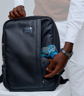 Denri Imara Backpack | fits 15.5" laptop, document sleeve, compact, Integrated Hidden Pocket