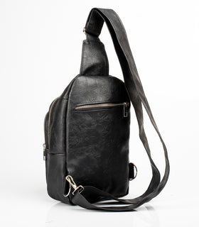 Denri Umbra Chest Bag | Lightweight, 3 External Pockets & Adjustable Strap