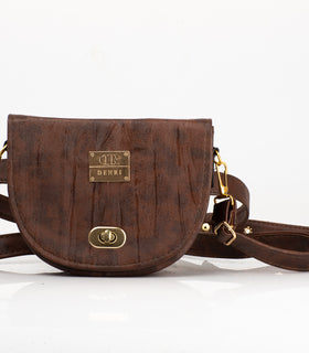Denri Waist Belt Bag | Adjustable Waist Strap, Multiple pockets, Spacious