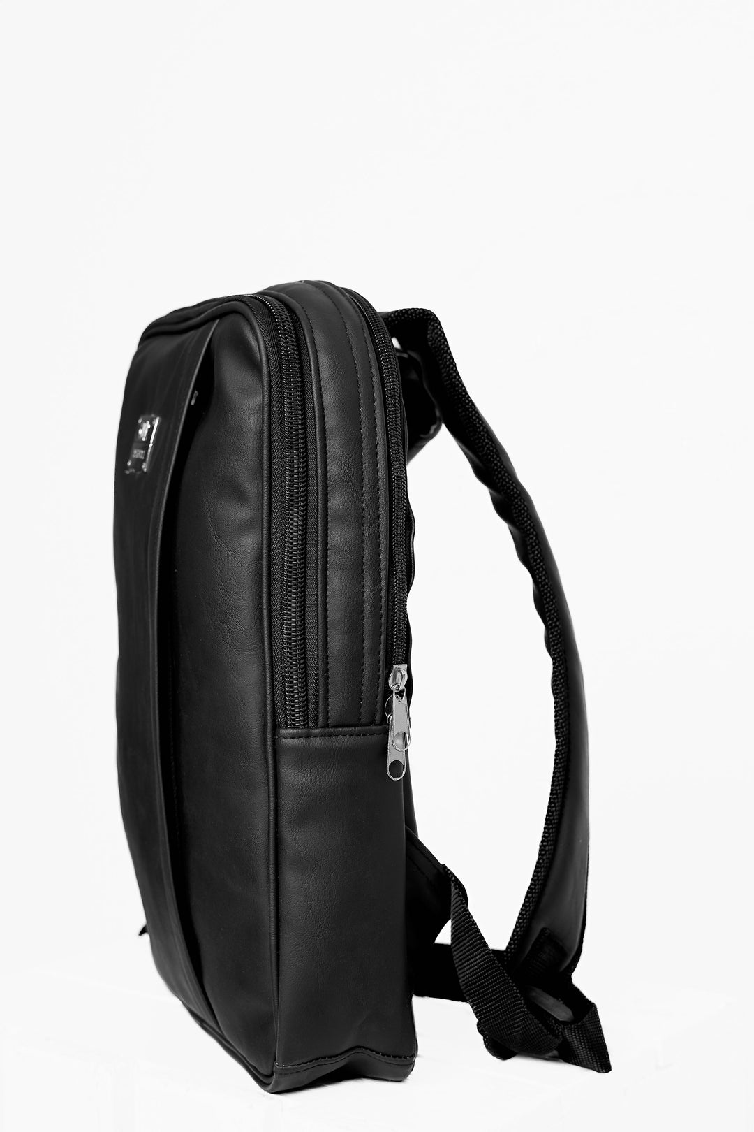 Denri Imara Backpack | fits 15.5" laptop, document sleeve, compact, Integrated Hidden Pocket
