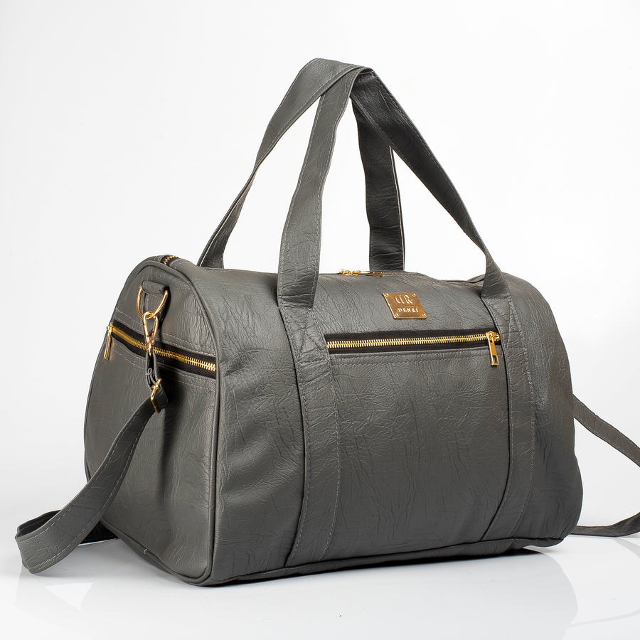 Denri Fabela Travel Bag | Leather Duffel Bag | Grab handles, Multiple pockets