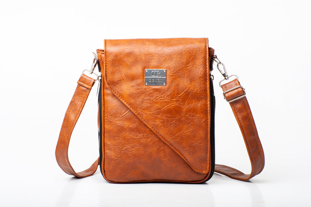 Arlo Man Bag