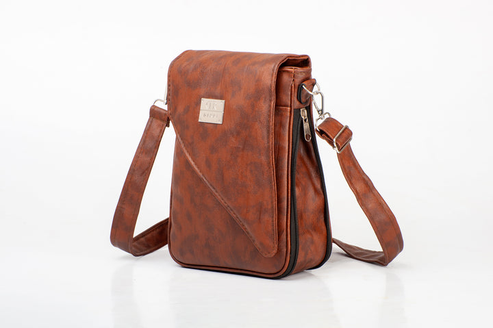 Arlo Man Bag